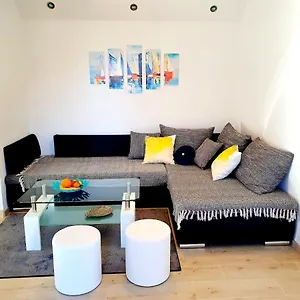 Alisa Trogir